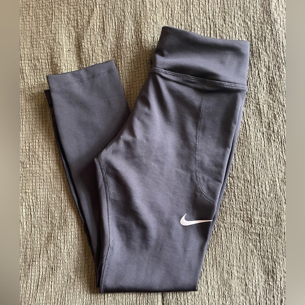 NWT Women’s Nike Fast Crop Running Leggings Size Small